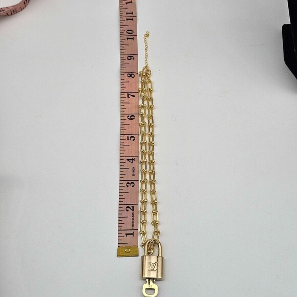 Authentic Louis Vuitton Lock & Key w/ Unbranded Gold Plated Gold Chain Necklace - Picture 5 of 10